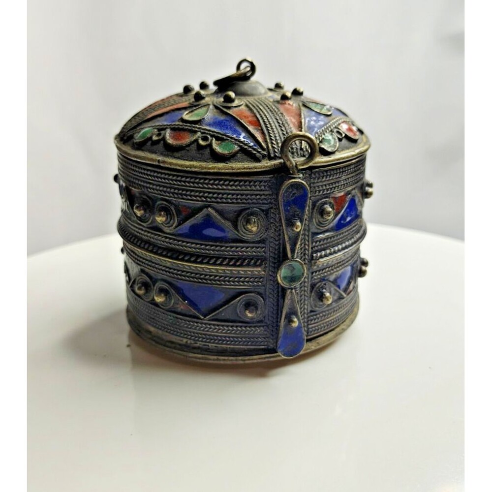 North Africa (Kabyle Attrib.) Antique Berber Silver Enamel Amulet Box c.1900